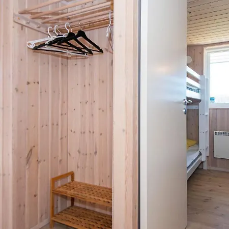بيت للعطل 4 Star Holiday Home In Juelsminde *